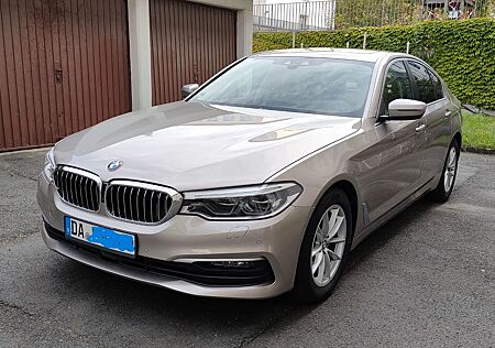 BMW 520i A - Sehr gepflegt, fast Vollaustattung
