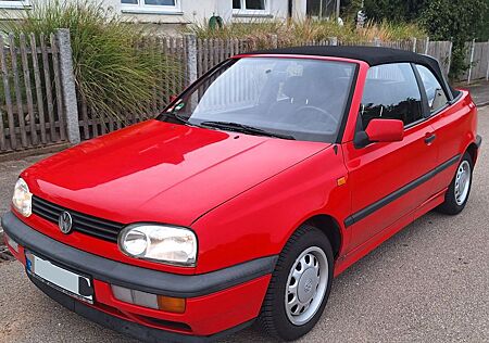 VW Golf Volkswagen Cabrio 1.8 Standard