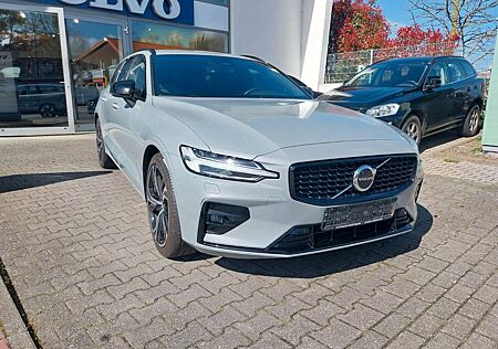 Volvo V60 B4 Kombi Plus Dark