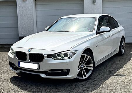 BMW 320d Limo Sport XENON*18z*HEAD-UP*NAVI*LEDER ROT