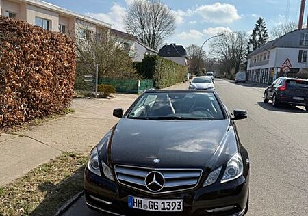 Mercedes-Benz E 200 Cabriolet CGI BlueEFF. ELEGANCE ...