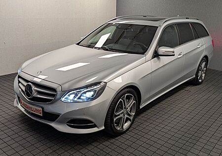 Mercedes-Benz E 400 Avantgarde ACC+AHK+Pano+LED+Kam+Navi+H&K