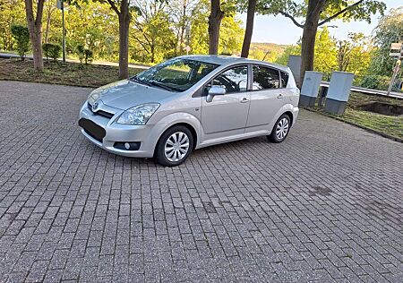Toyota Corolla Verso 2.2-l-D-4D Team Team