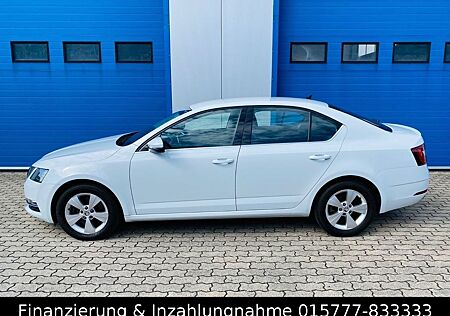 Skoda Octavia Lim Style Automatik Kamera ACC 190 PS