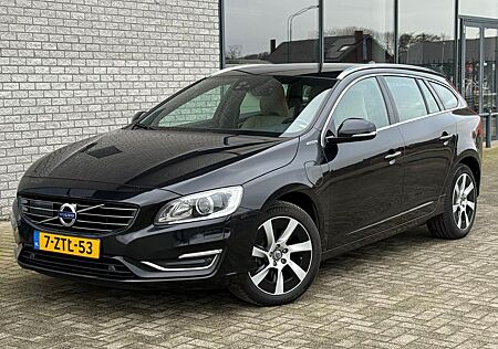 Volvo V60 Kombi Summum AWD