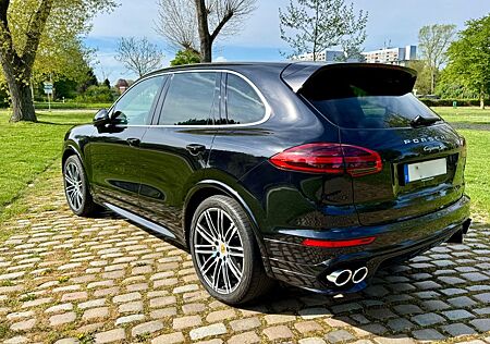 Porsche Cayenne S Diesel V8 Approved 2. Hand