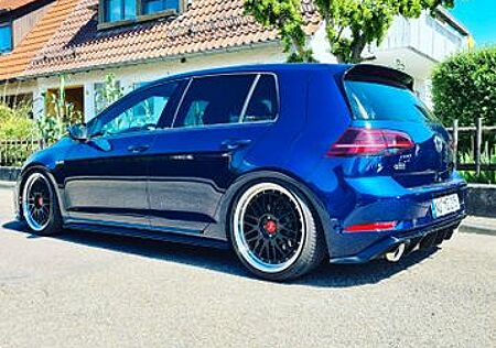 VW Golf Volkswagen 2.0 TSI GTI