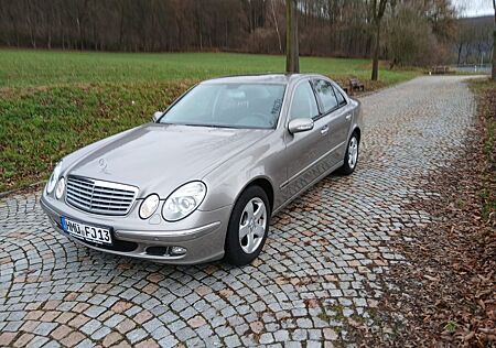 Mercedes-Benz E 200 KOMPRESSOR ELEGANCE Elegance