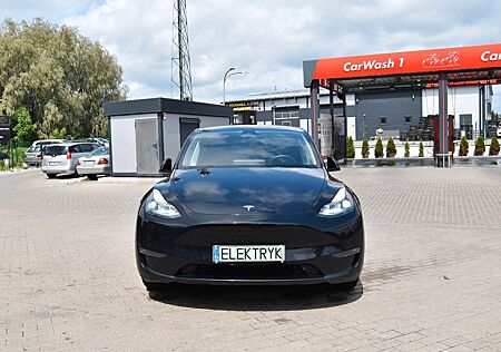 Tesla Model Y Long Range Dual Motor AWD Long Range