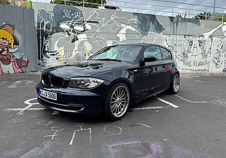 BMW 118d -Alu Felgen"Austauschmotor Ca.70.000tkm"