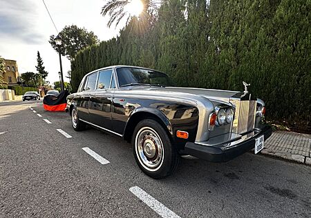 Rolls-Royce Silver Shadow
