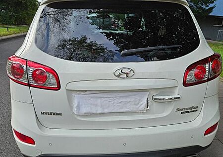 Hyundai Grand Santa Fe