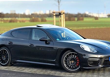 Porsche Panamera GTS GTS Approved Garantie Top Gepflegt
