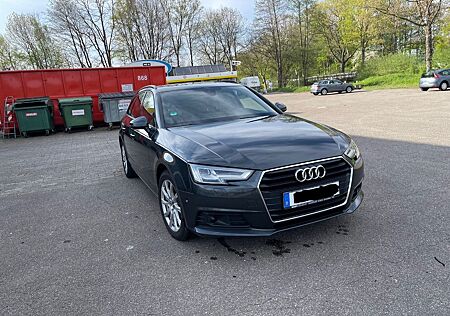 Audi A4 2.0 TDI 140kW ultra S tron. design Avant ...