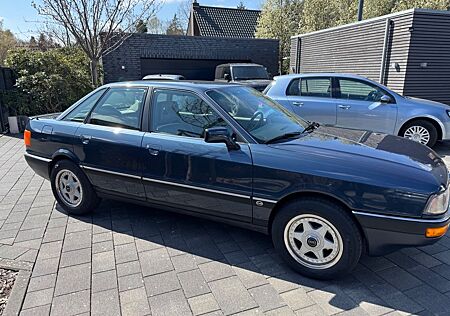 Audi 90