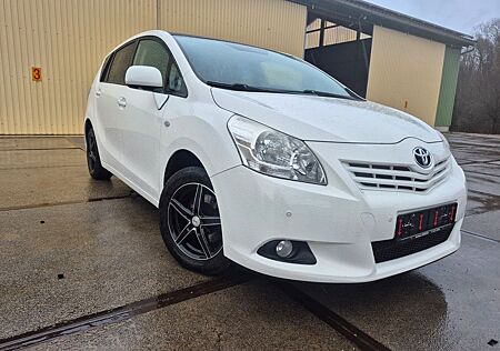 Toyota Verso Travel