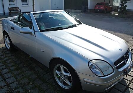 Mercedes-Benz SLK 200 -