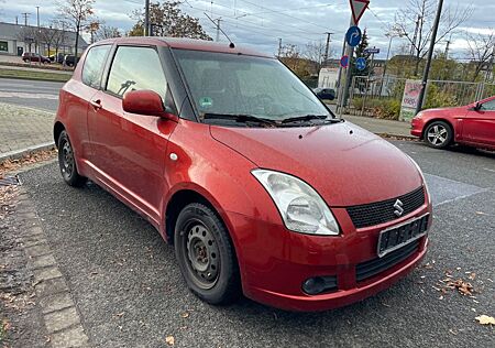 Suzuki Swift 1,3 Comfort *Klima*PDC*ZV*