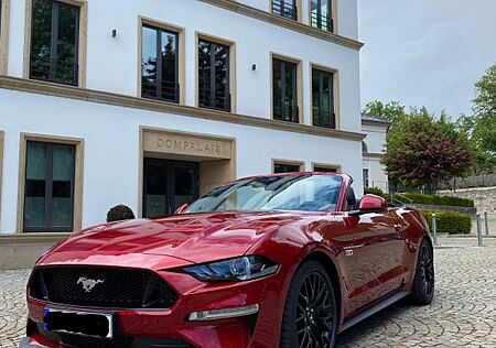 Ford Mustang Cabrio 5.0 V8 GT MagneRide, Lucid-Rot