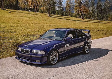 BMW 328i E36 Coupé M-Paket
