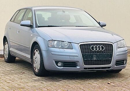 Audi A3 Sportback 2.0 TDI Ambition 1Hand Kupplung Neu