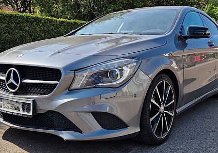Mercedes-Benz CLA 220