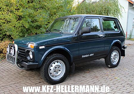 Lada Niva gebraucht kaufen Lada Niva 1,7i 4x4" Taiga"- Northema / Kpl.Konserv.