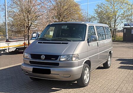 VW T4 Multivan Volkswagen 2.5 TDI AHK TÜV 07.2027 Top Zustand.