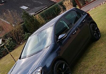 VW Golf Volkswagen 1.2 TSI Team