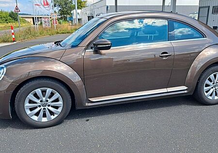VW Beetle Volkswagen 1.6 TDI Design Toffeebraun Metallic