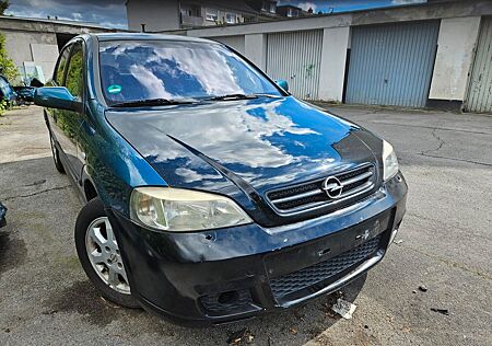 Opel Astra 1.6 Automatik -