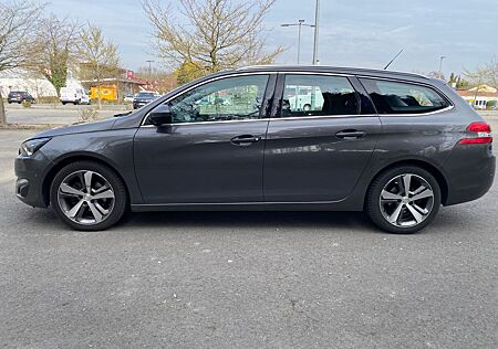 Peugeot 308 SW Allure. Navi, Kamera. Aus-1 Hand.