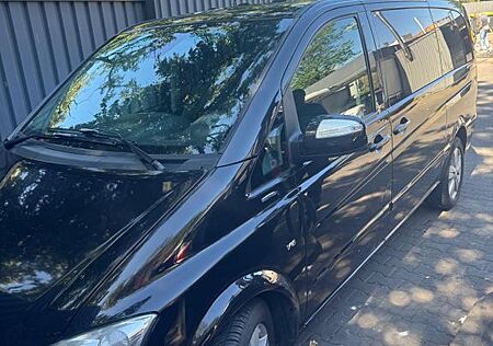 Mercedes-Benz Viano 3.0 CDI AMBIENTE EDITION extralang AMB...