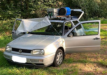 VW Golf Volkswagen 1.6 Joker, TÜV 12/25, Schiebedach, wenig km