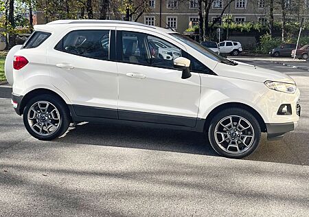 Ford EcoSport 1,0 EcoBoost Titanium