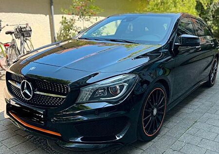 Mercedes-Benz CLA 220 Shooting Brake CLA 220 CDI DCT Orang...