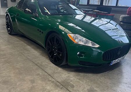 Maserati Granturismo 4.2 V8 ZF- Top Zustand