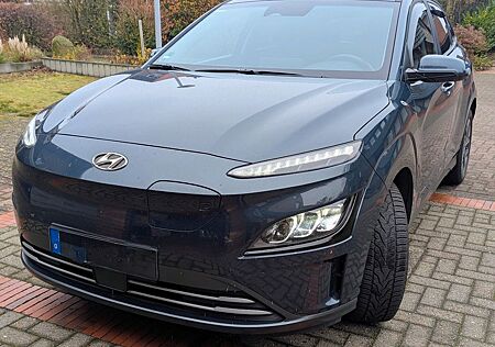 Hyundai Kona Elektro 64 kWh + *Anschlussgarantie*