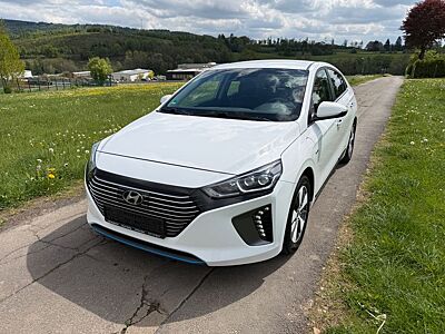 Hyundai IONIQ Ioniq Style Plug-In Hybrid