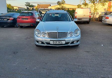 Mercedes-Benz E 220 CDI T ELEGANCE