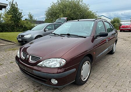 Renault Megane Classic Expression 1.6 16V