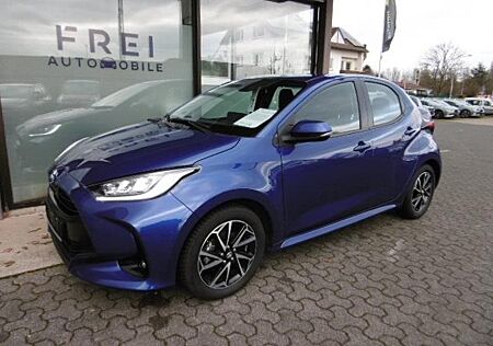 Toyota Yaris 1.5 Dual-VVT-iE Team D,NAVI,16000 KM!92 KW