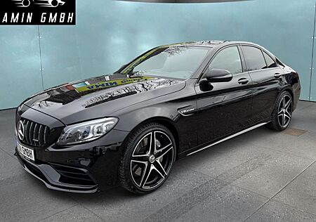 Mercedes-Benz C 63 AMG Pano deutsches Fahrzeug