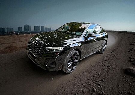 Audi Q5 55 TFSI e S tronic quattro design design