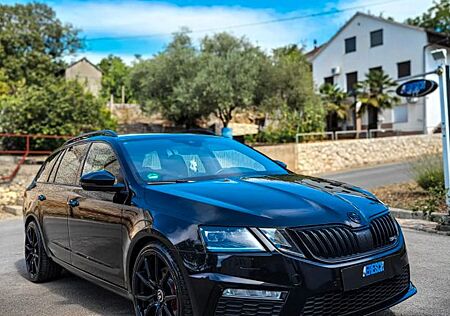 Skoda Octavia 2.0 TDI DSG RS Combi RS