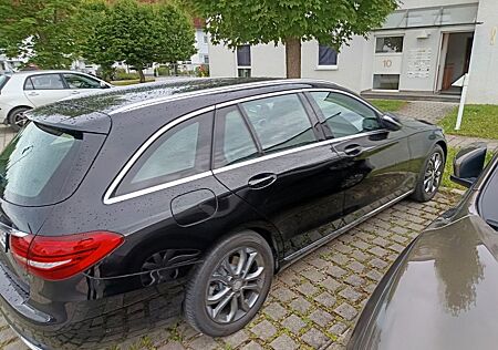 Mercedes-Benz C 200 T AVANTGARDE AVANTGARDE