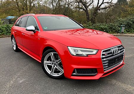 Audi S4 Avant 3.0 TFSI quattro