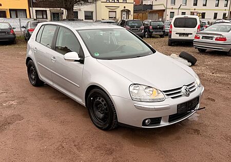 VW Golf Volkswagen V Lim. Tour
