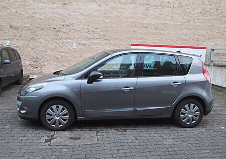 Renault Scenic III BOSE 1,6 dci NAVI Panorama 6-Gang