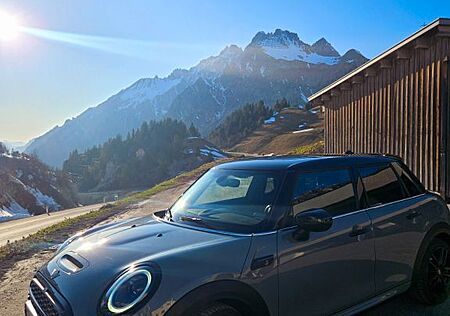 Mini Cooper S John Cooper Works Trim